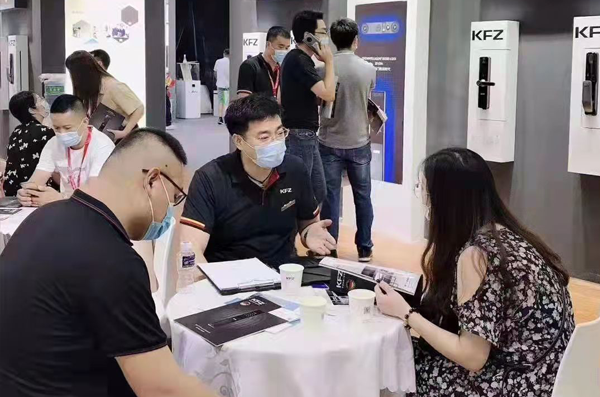 图片名称 图片名称