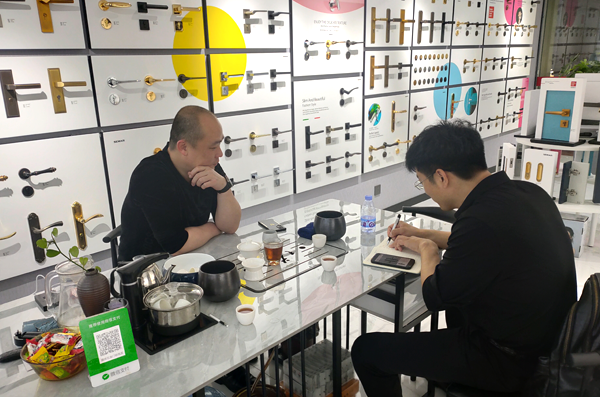 图片名称 图片名称